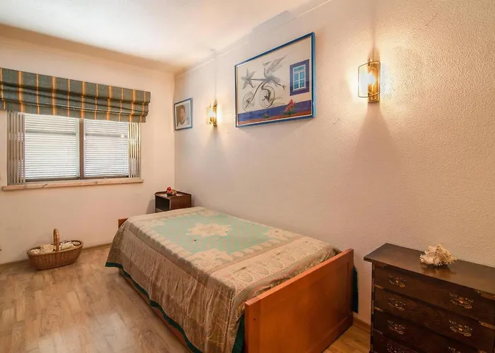 - Av Liberdade T2 Apartamento Albufeira