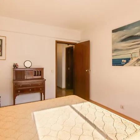2 Quartos No Centro Da - * アルブフェイラ